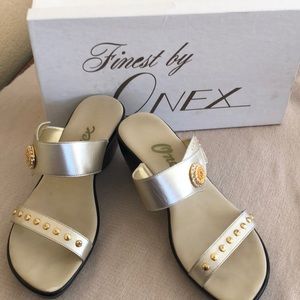 Onex wedges
